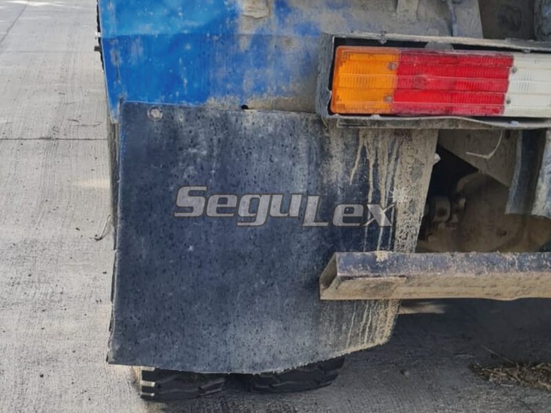 Camión Mercedes Benz año 2007