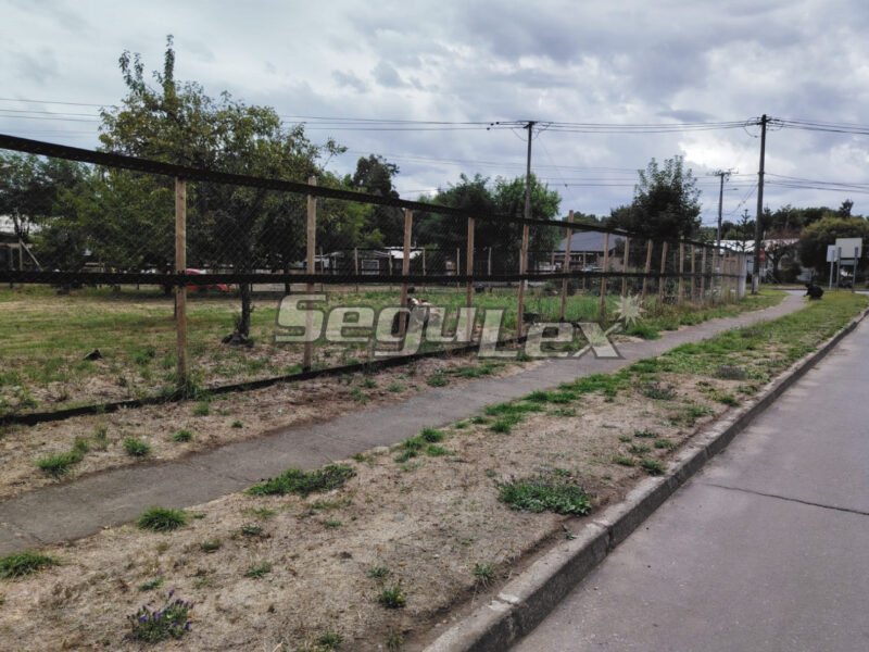 Sitio urbano de 900 m² en Pillanlelbún