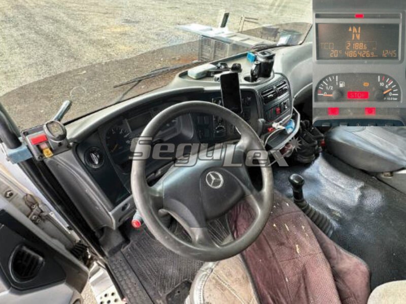 Tracto Camión Mercedes Benz Axor 2035 – Año 2008